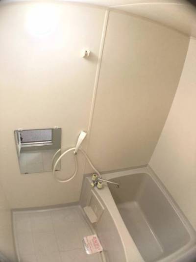 暖かく清潔なユニットバス