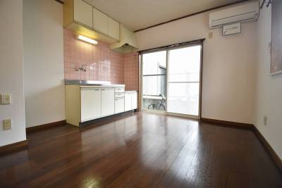 洋室約8.5帖