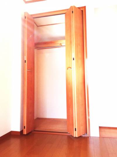 個室それぞれにクローゼット