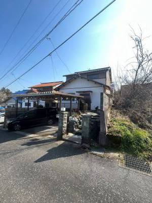 外観の立派な戸建です。