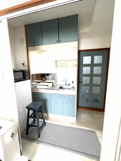 キッチン手元灯はタッチレスセンサー式です。