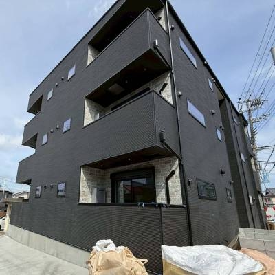 高級感漂うシックな外観