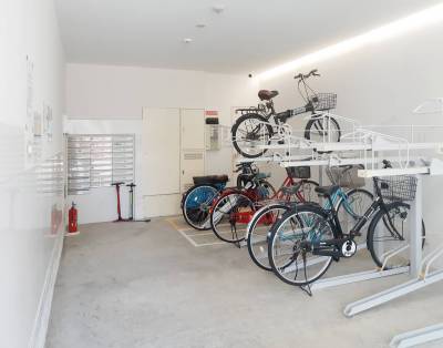 駐輪スペース上段330円/月、下段及び平面550円/月