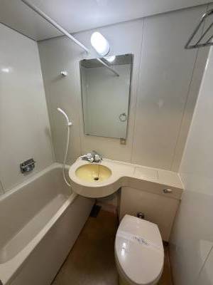 少しレトロですが、高級感のある３点ユニット