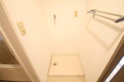 勿論脱衣所に室内洗濯機置き場もあります！