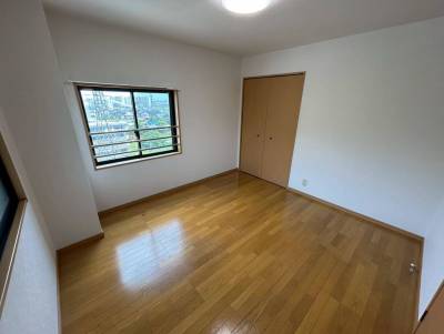 洋室も2部屋あります！