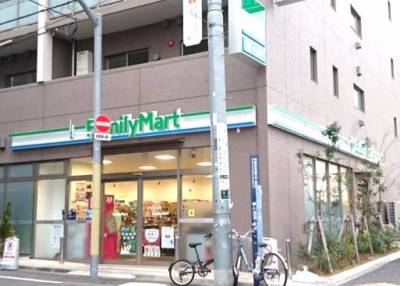 ファミリーマート中野三丁目店