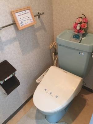☆清潔＆快適☆お手洗い〜国産メーカー製温水洗浄洗浄便座付き！