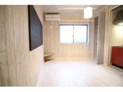 明るい角部屋です。