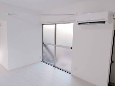 室内物干しでプライバシーを保護します