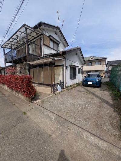 駐車場2台可能、植栽も自由に可能で趣味に没頭しませんか