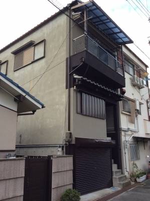 正面塗装しています。
