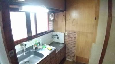 間取り図同様室内写真に置いても現状優先？