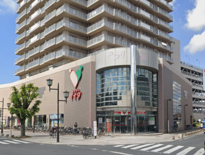 コモディイイダ古河駅前店 600m(徒歩8分)