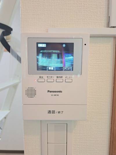 新品モニター付きインターホンあり