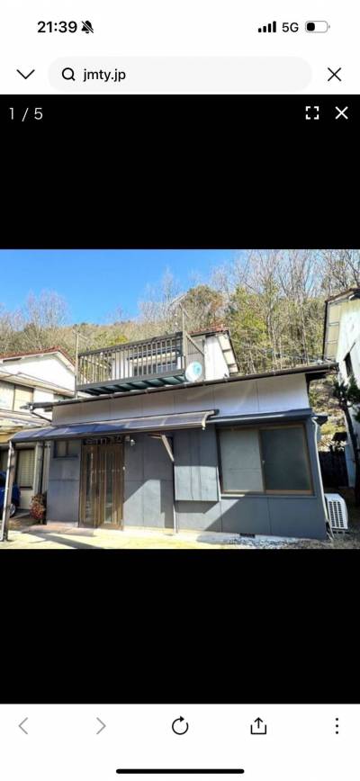 駐車ラクラク、道路に広く面しています