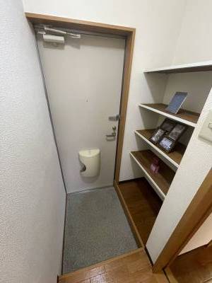 シューズボックス付き