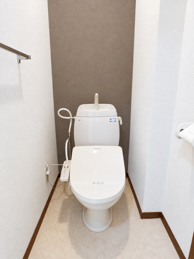 ウォシュレット付きトイレ