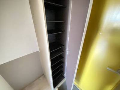 シューズボックス