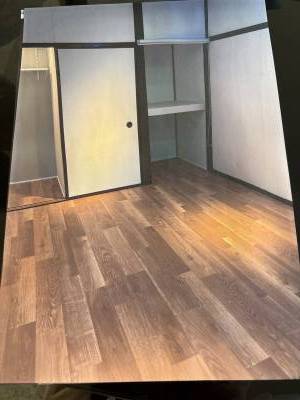 家具を取り払うとこんな感じです。