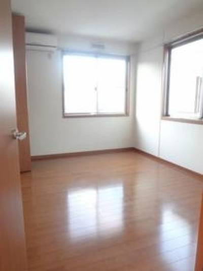 フローリング。全窓ペアガラス