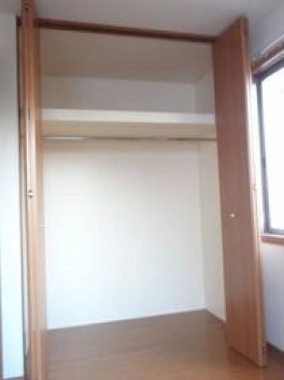 収納力抜群の大型収納です。