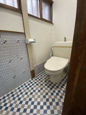 ウォッシュレット付きです。