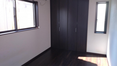 2階5.5帖洋室、広々クローゼット