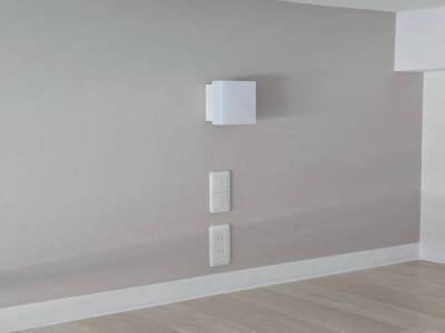 ライトグレーのアクセントクロス、LED照明機器も新品です♪