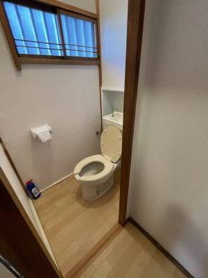 トイレも広くてキレイです。