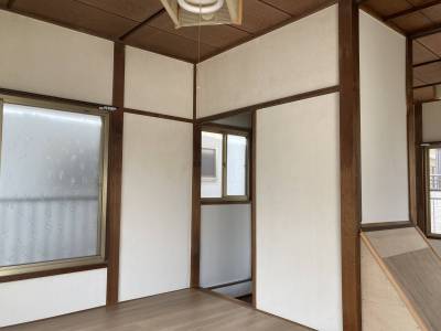 ２階和室と押入れはフローリングにしました。