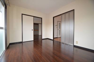 6帖1部屋ずつの、洋室3部屋の3ＤＫです。


