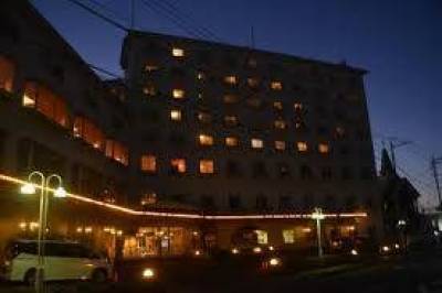 グランドキャッスルホテル正面(歩いて13分)