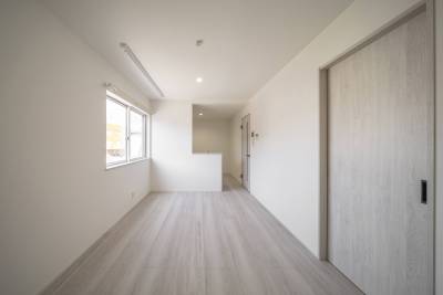 全室角部屋でとても明るく温かいですよ♪