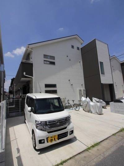 敷地内駐車場7,500円♪