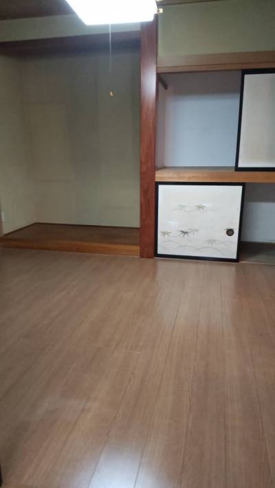 １階のフローリング
リフォーム済み