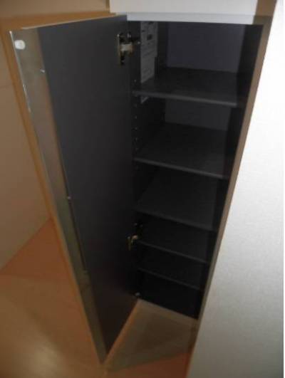 シューボックス付きで玄関スッキリしますよ♪