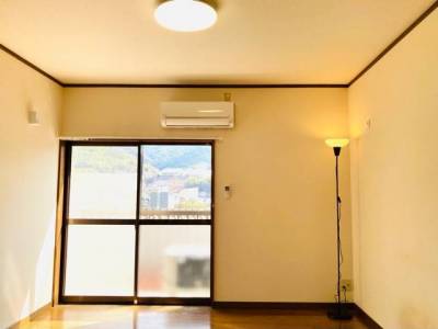 居室（広々とした7.5帖）