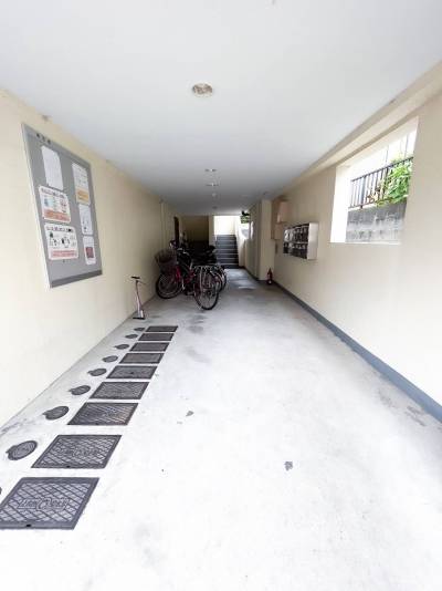 バイク・自転車駐輪場（屋根有）