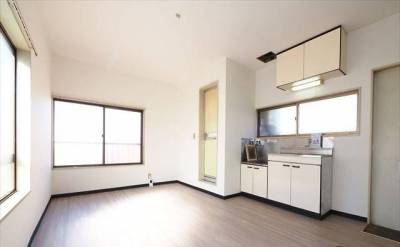 26年１月にクロス（壁・天井）・フローリング張替済