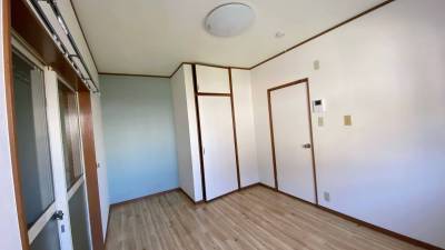 北向きですが明るい部屋です