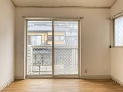 中２階に洋室が１平野あります。