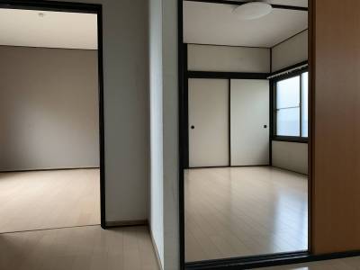 ダイニングキッチンから