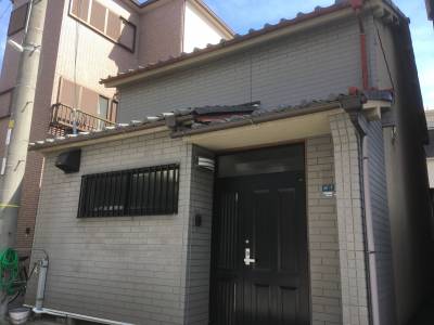 外壁も自由にDIYできますのでお好みの色に変更可能です。