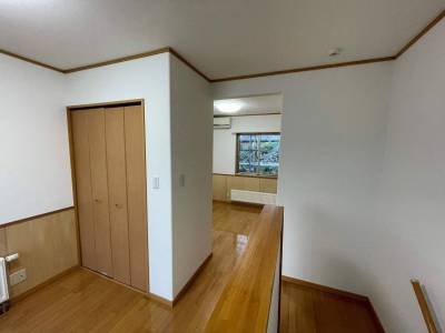 ２階にある洋室です