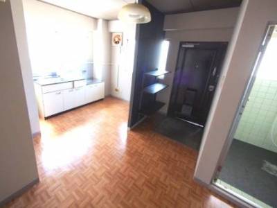 キッチン回りもゆったりした広さ