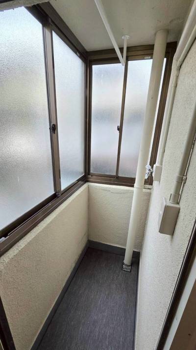 洗濯物を干せるサンルーム兼洗濯室