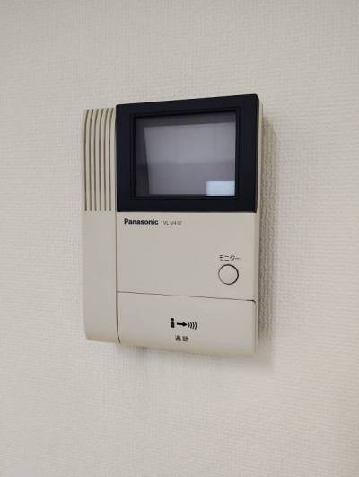 来訪者が確認できるモニター付きインターフォン