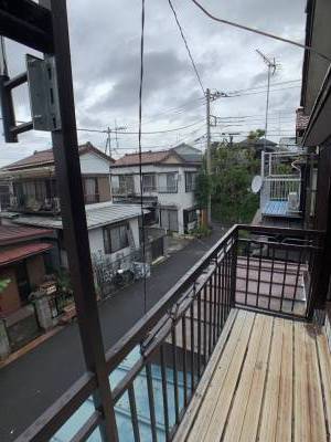 ベランダからの眺めも広々しています。