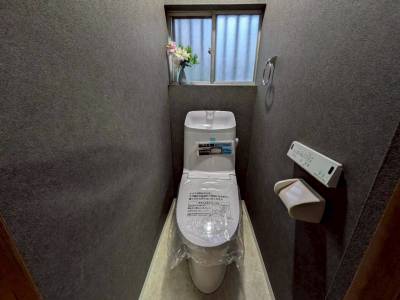 トイレは新品です